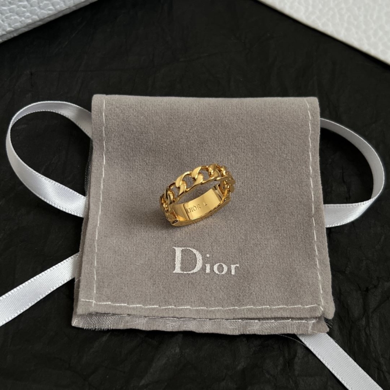 chr1st1an D10r rings